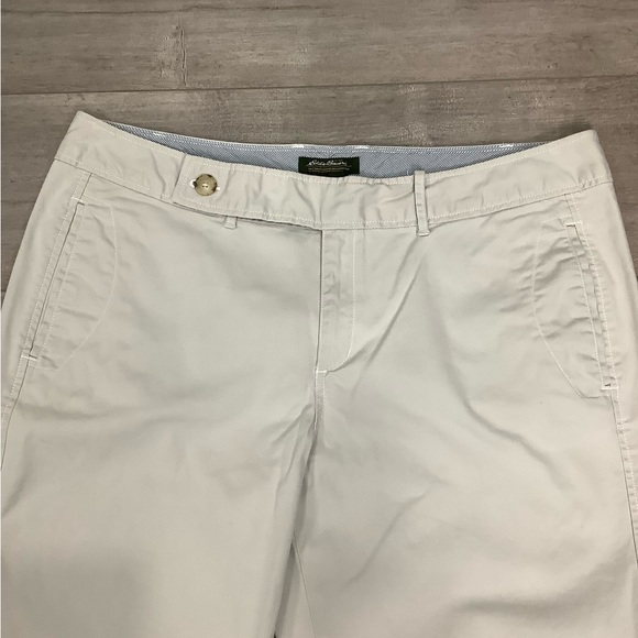 Women's Eddie Bauer 18 1X XL Vashon Fit Slacks Khakis Chino Pants Cream Stretch - Picture 4 of 8